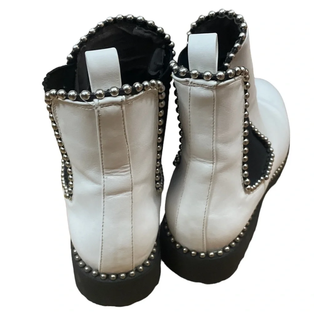 Seven Dials Shelley White Studded Chelsea Boots Size 9